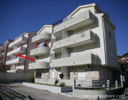 Appartement Milo&scaron;ević, logement privé à Igalo, Mont&eacute;n&eacute;gro - Zgrada